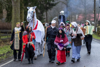 Tradice, folklór, žhavé rytmy i dobroty – to je masopust v Libereckém kraji Tradice, folklór, žhavé rytmy i dobroty – to je masopust v Libereckém kraji