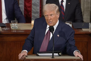 Trump řekl v Kongresu, že Ukrajina a Rusko jsou připraveny na mírová jednání Trump řekl v Kongresu, že Ukrajina a Rusko jsou připraveny na mírová jednání